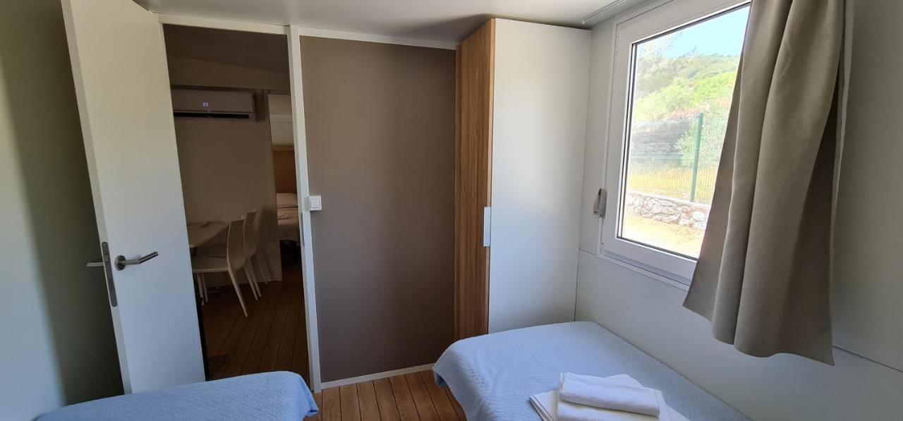 יזרה Mobile Home Andreana מראה חיצוני תמונה